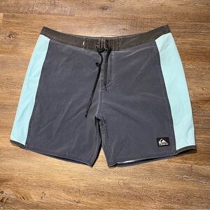 Y2K Quiksilver Mens Swim Shorts
